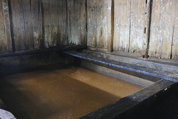 02. Naturally brewed soy sauce made from whole soybeans 100ml